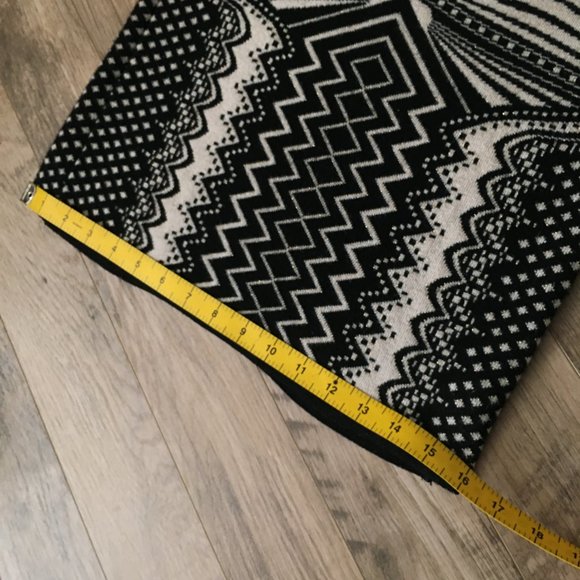 Art Deco Sleeveless Sweater U.S.A.-Made Bodycon Dress - Picture 8 of 16